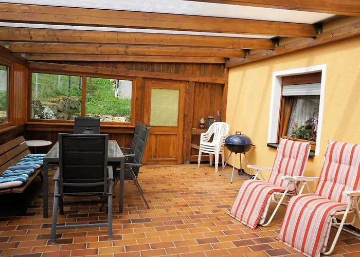 Haus Burgblick شقة